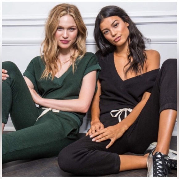 NWT N:PHILANTHROPY Disco Jumpsuit In Black Size: S
n:PHILANTHROPY - Picture 3 of 6